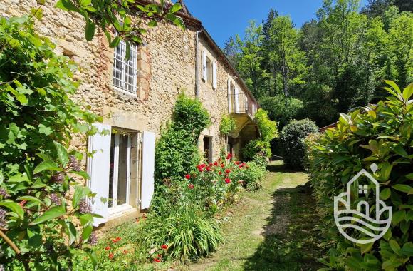  Vente - Maison Ancienne - r-eacutegion-belves  