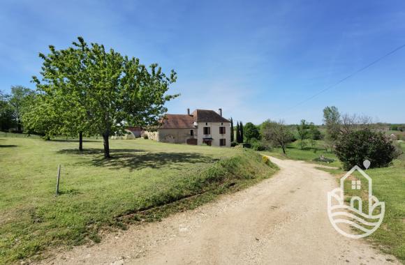  Vente - Maison Ancienne - thiviers  