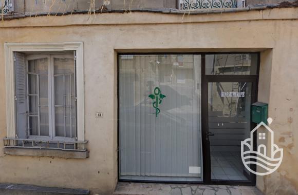  Location non meublée - Commerce - st-cyprien  